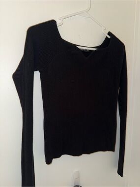 solmar black long sleeve sweater top